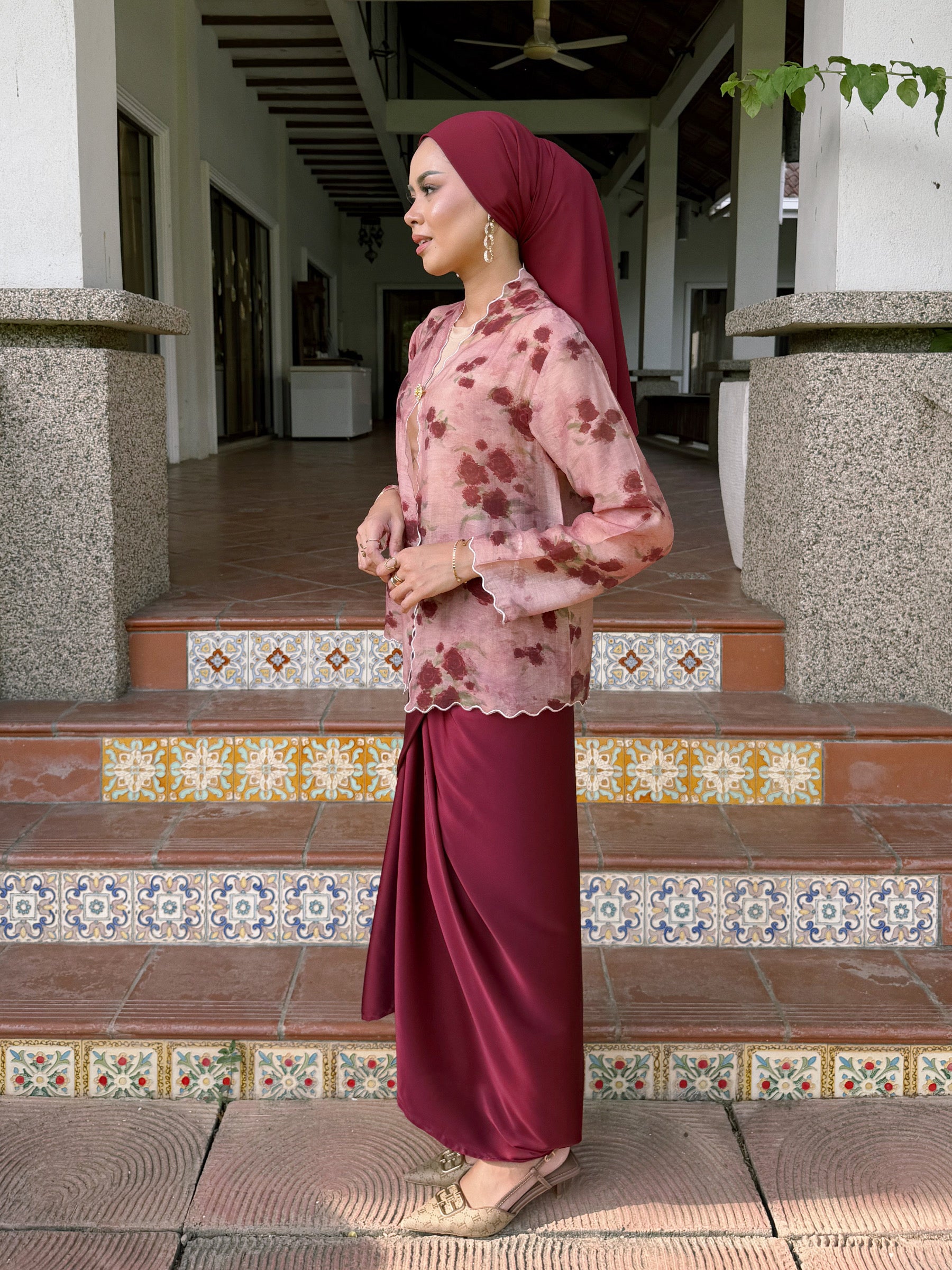 Aria Kebaya Set in Rose