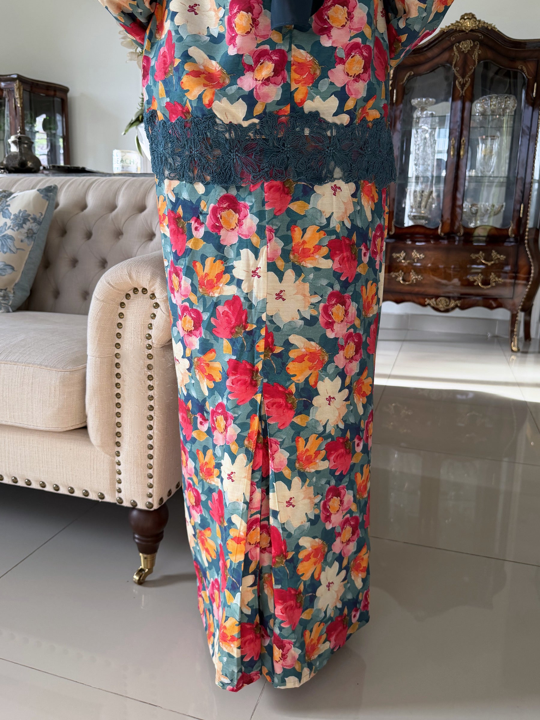 Nara Kurung Kedah Set in Teal