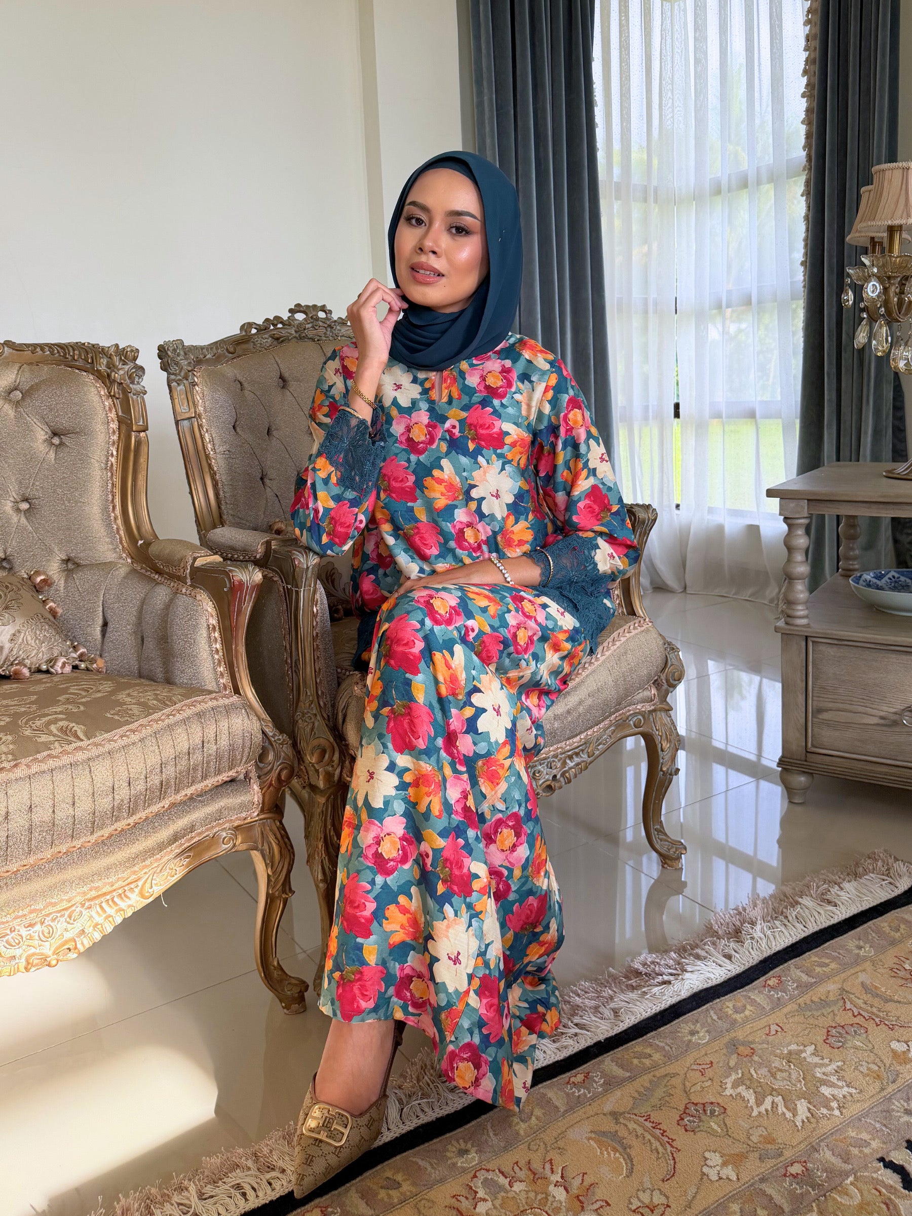 Nara Kurung Kedah Set in Teal